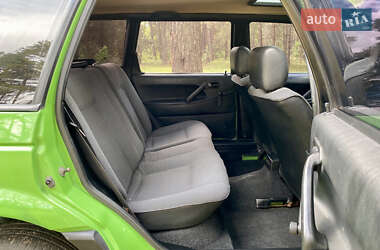 Універсал Volkswagen Passat 1990 в 