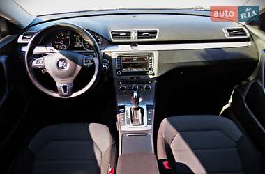 Универсал Volkswagen Passat 2013 в 