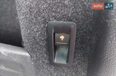 Універсал Volkswagen Passat 2012 в 
