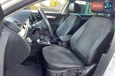 Універсал Volkswagen Passat 2012 в 