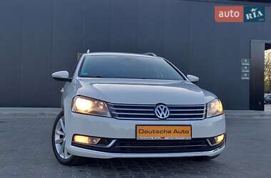 Універсал Volkswagen Passat 2012 в 