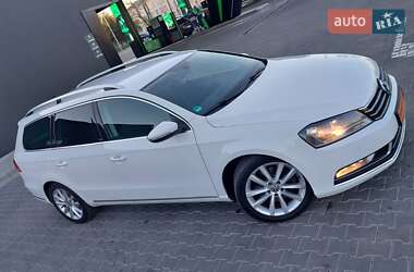 Універсал Volkswagen Passat 2012 в 