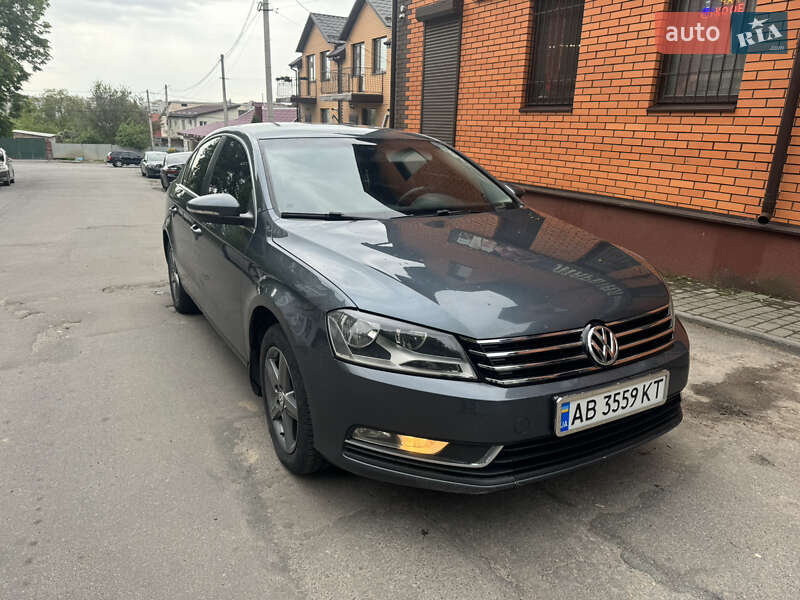 Седан Volkswagen Passat 2013 в 