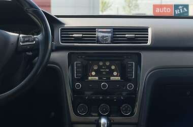 Седан Volkswagen Passat 2014 в 