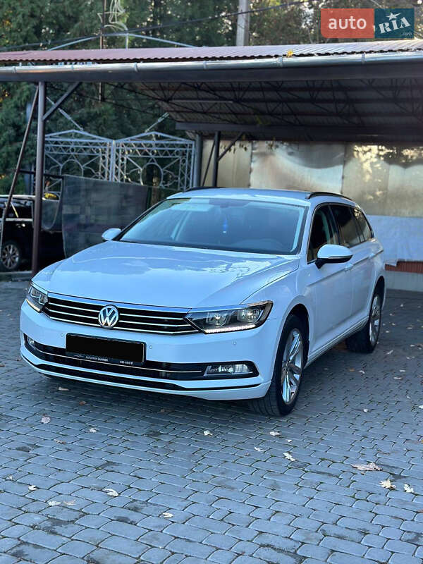 Універсал Volkswagen Passat 2015 в Харкові