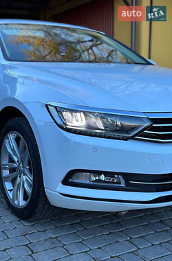 Универсал Volkswagen Passat 2015 в Харькове