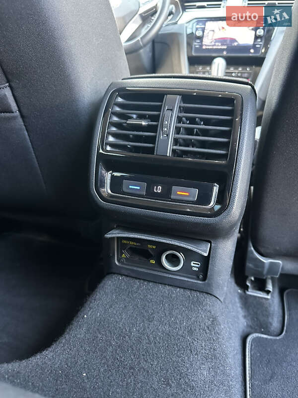 Универсал Volkswagen Passat 2021 в Львове