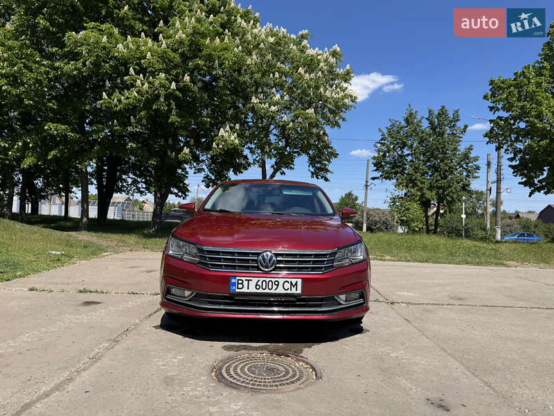 Седан Volkswagen Passat 2015 в Кривом Роге
