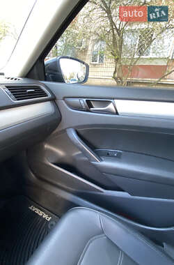 Седан Volkswagen Passat 2012 в 