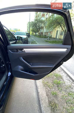 Седан Volkswagen Passat 2012 в 