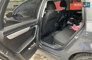 Універсал Volkswagen Passat 2011 в 