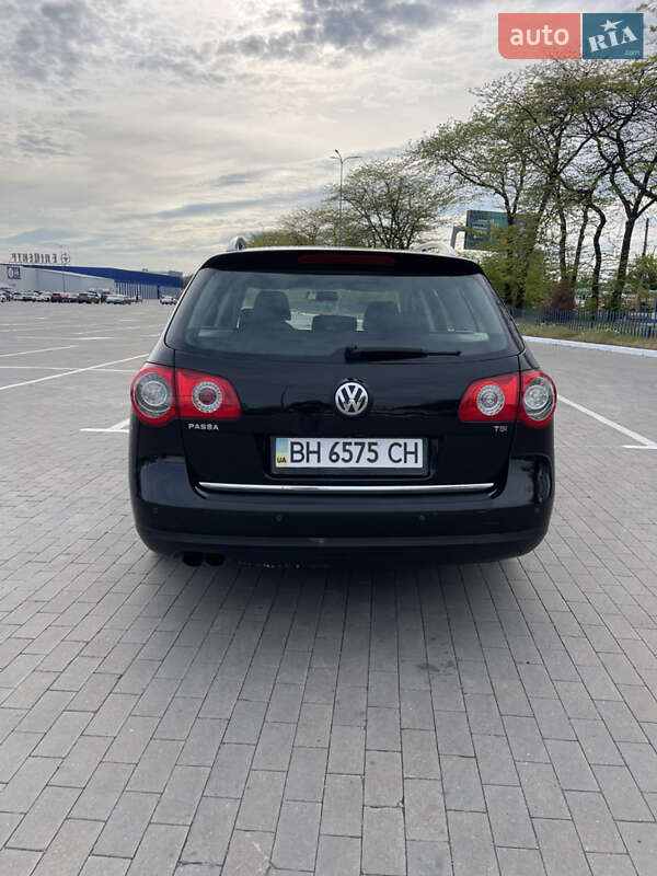 Універсал Volkswagen Passat 2008 в Одесі