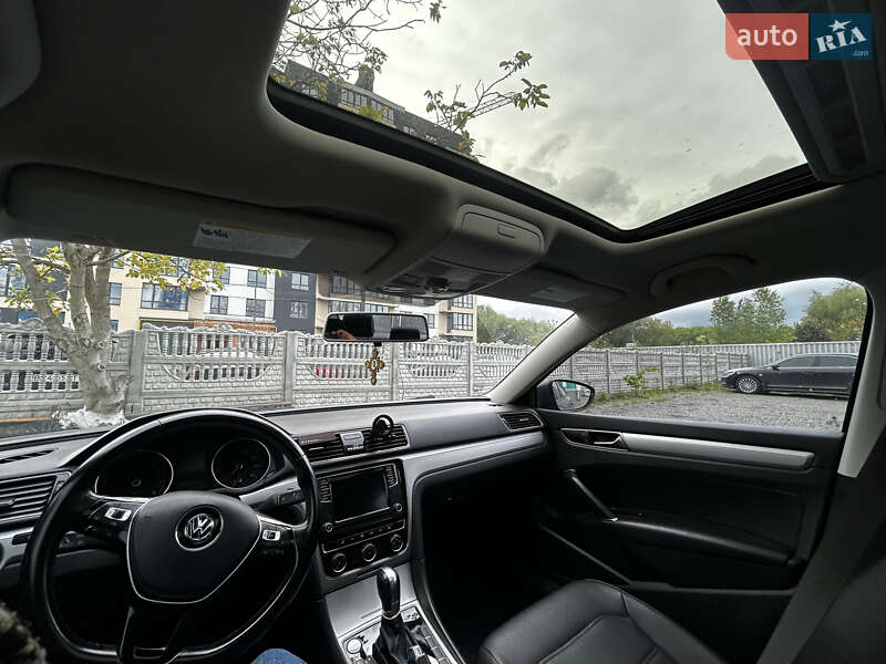Седан Volkswagen Passat 2018 в Хмельницькому