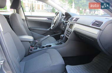 Седан Volkswagen Passat 2017 в 