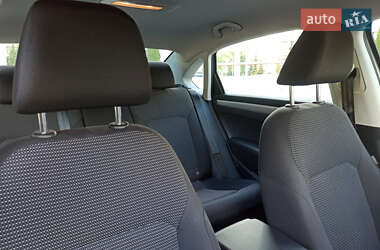 Седан Volkswagen Passat 2017 в 