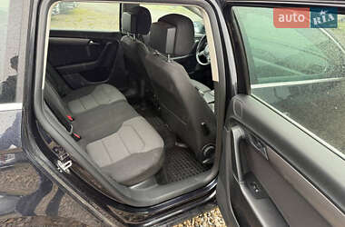 Універсал Volkswagen Passat 2012 в 