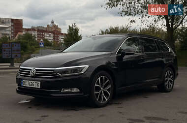 Універсал Volkswagen Passat 2019 в Львові