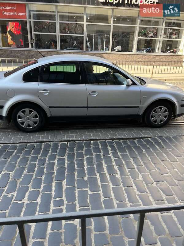 Volkswagen Passat 2002