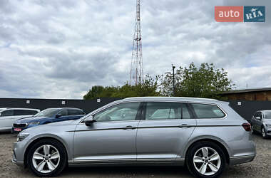 Универсал Volkswagen Passat 2022 в 