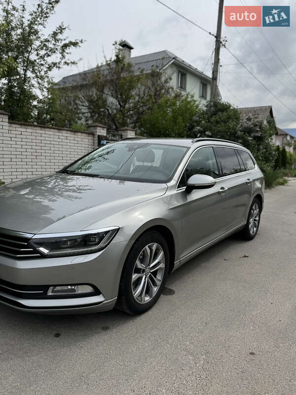 Універсал Volkswagen Passat 2016 в 