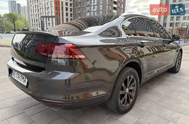 Седан Volkswagen Passat 2018 в 
