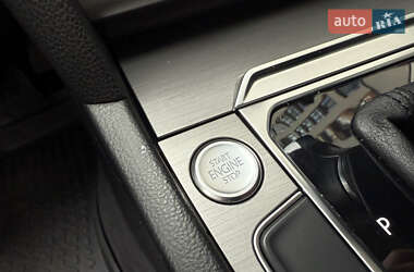 Седан Volkswagen Passat 2018 в 