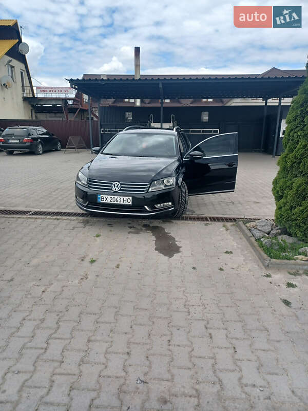 Універсал Volkswagen Passat 2011 в Борщеві