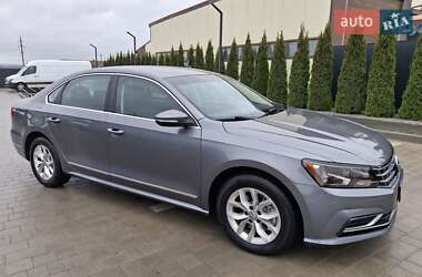 Седан Volkswagen Passat 2016 в 