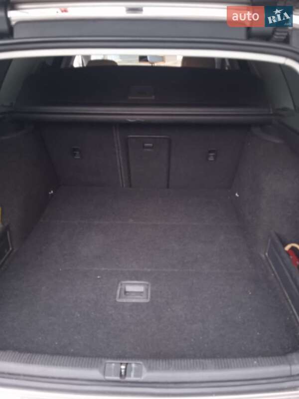 Универсал Volkswagen Passat 2011 в Ровно