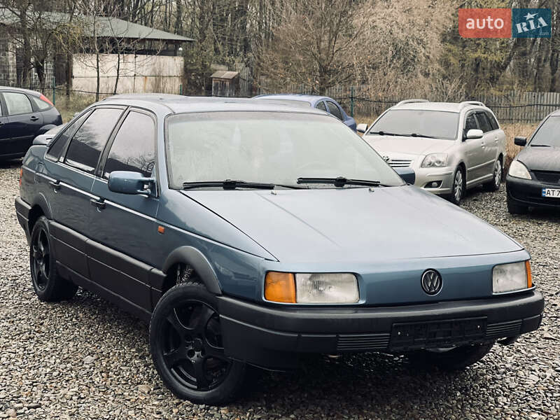 Volkswagen Passat 1992