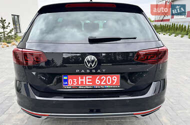 Універсал Volkswagen Passat 2021 в 