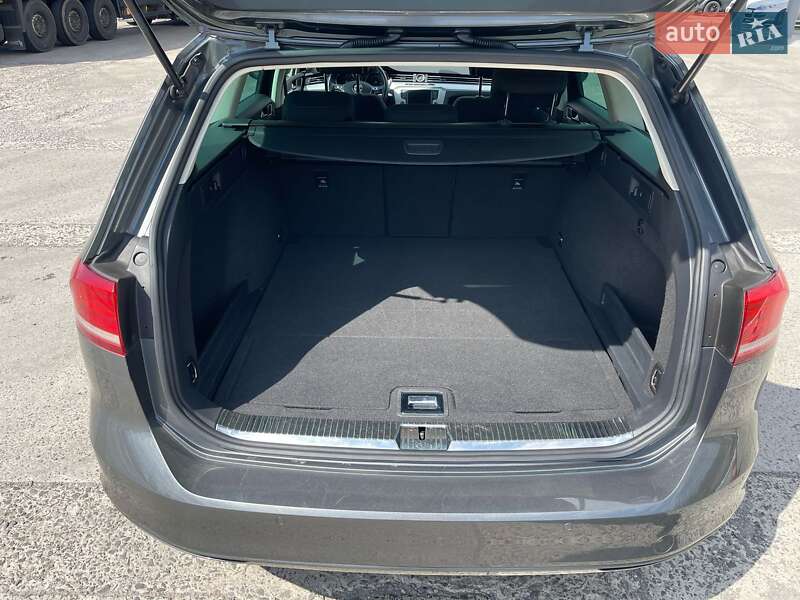 Універсал Volkswagen Passat 2016 в Ужгороді