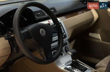 Седан Volkswagen Passat 2007 в 
