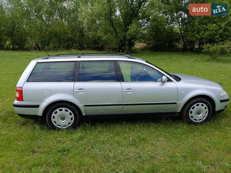 Універсал Volkswagen Passat 2003 в 