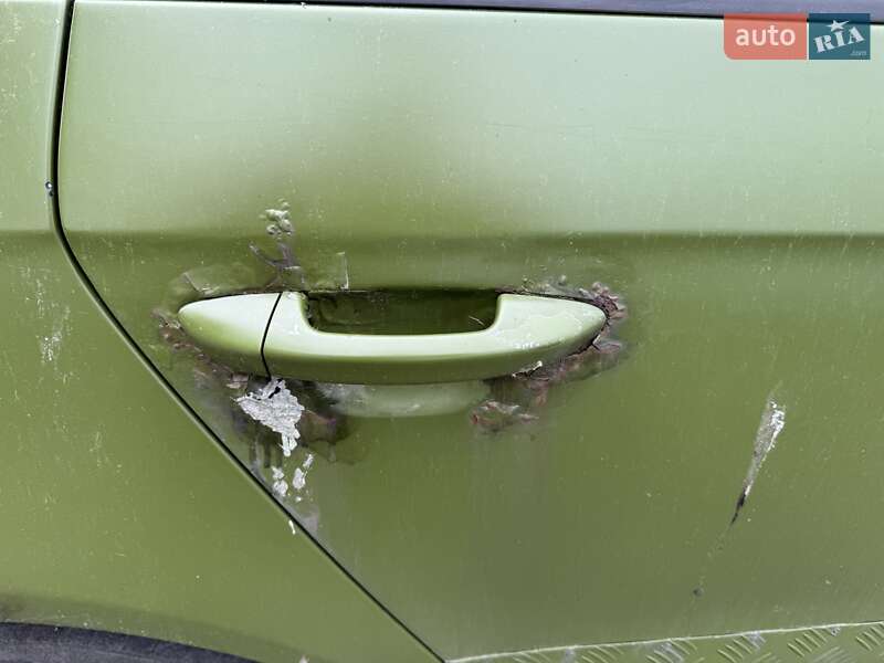 Універсал Volkswagen Passat 2006 в Києві
