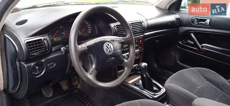 Универсал Volkswagen Passat 2000 в Славуте