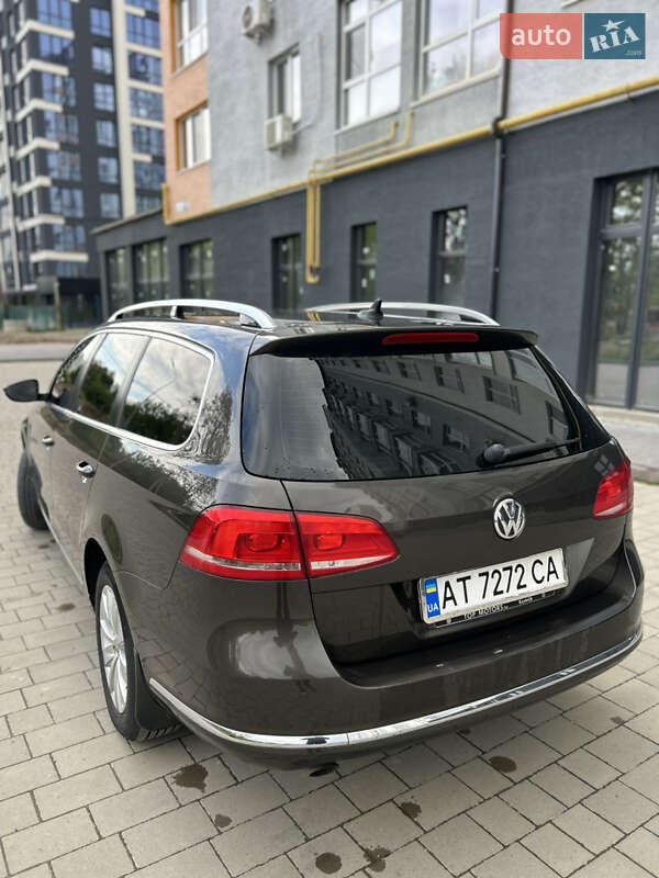 Универсал Volkswagen Passat 2013 в Ивано-Франковске