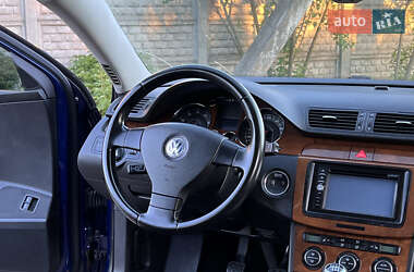 Седан Volkswagen Passat 2006 в 