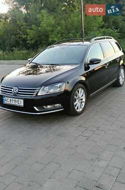 Універсал Volkswagen Passat 2011 в Луцьку