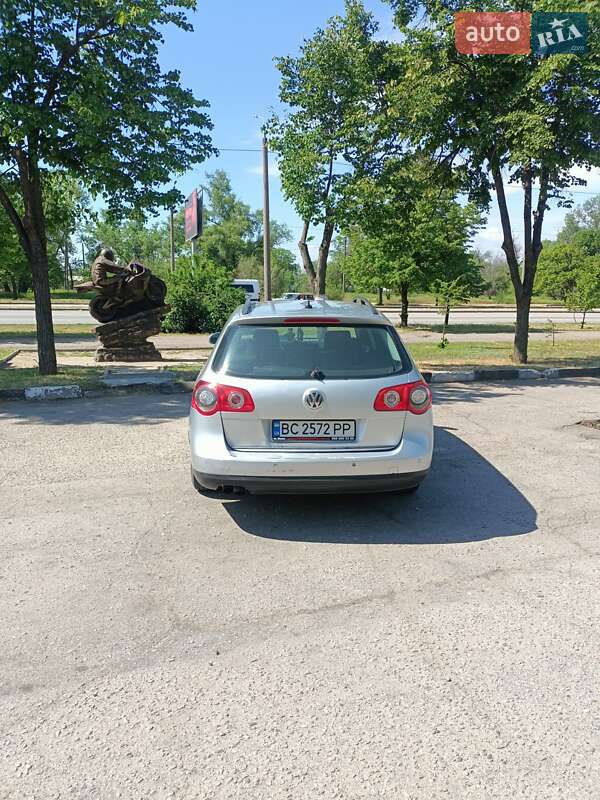 Универсал Volkswagen Passat 2005 в Запорожье