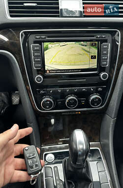 Седан Volkswagen Passat 2014 в 