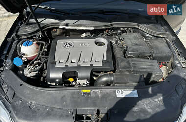 Универсал Volkswagen Passat 2014 в 