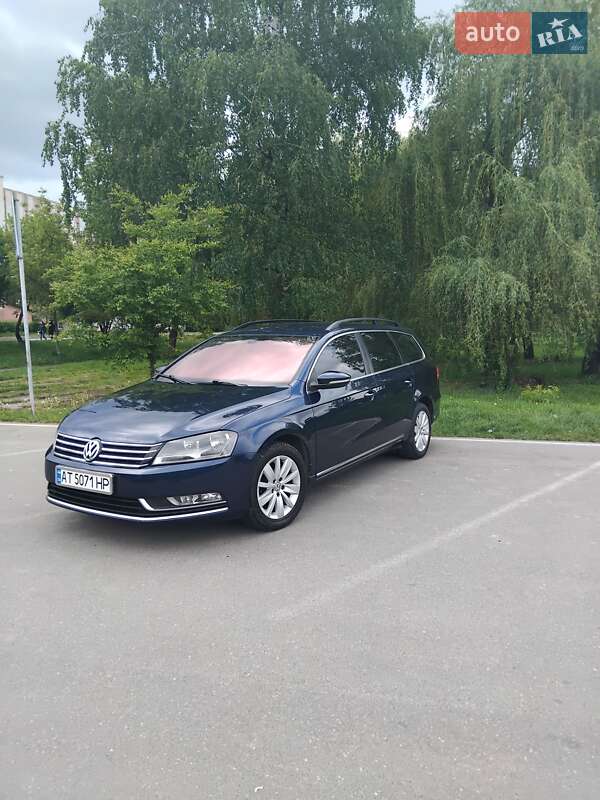 Универсал Volkswagen Passat 2013 в Ивано-Франковске