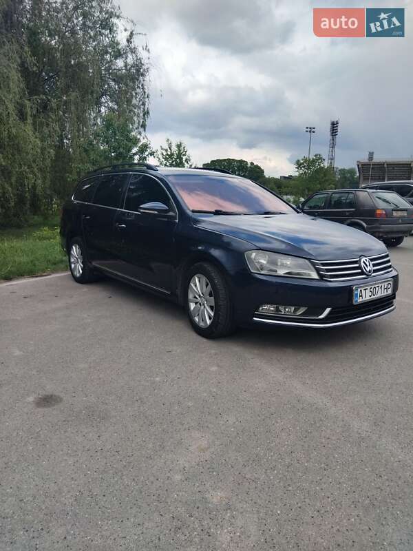 Универсал Volkswagen Passat 2013 в Ивано-Франковске