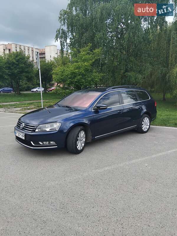 Универсал Volkswagen Passat 2013 в Ивано-Франковске
