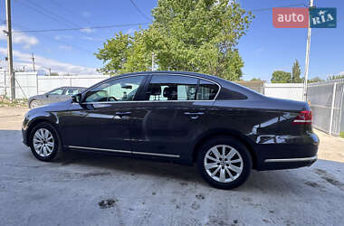 Седан Volkswagen Passat 2011 в 