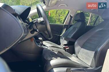 Седан Volkswagen Passat 2013 в 