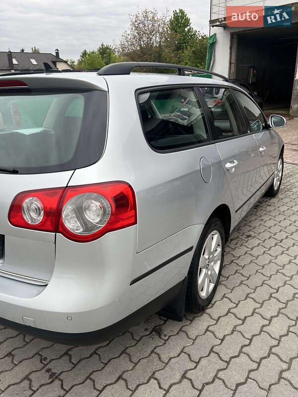 Универсал Volkswagen Passat 2009 в Перегинском