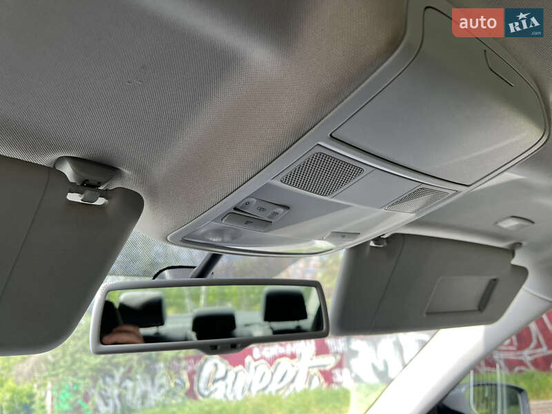 Седан Volkswagen Passat 2013 в Чернигове