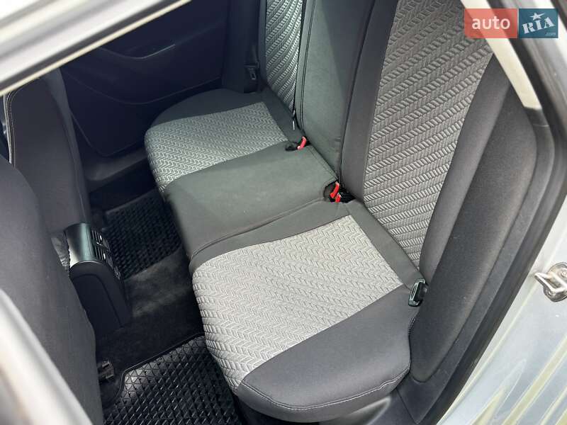 Універсал Volkswagen Passat 2005 в Дубні